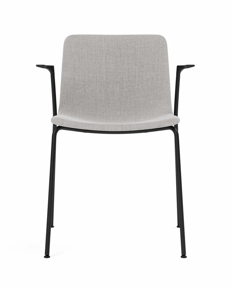 Pato 4 Leg Armchair by Fredericia in Remix 123, Black – product photo