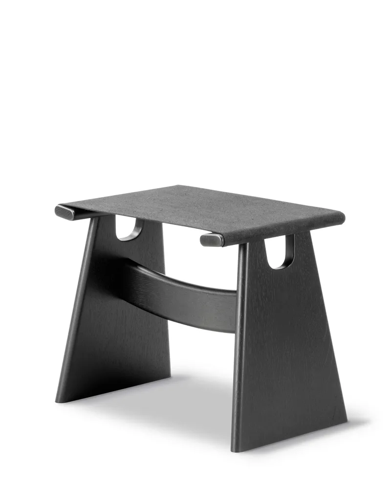 Seto Stool de Fredericia en Black canvas, Oak black lacquer, FSC Mix 70% – photo du produit 3 sur 5