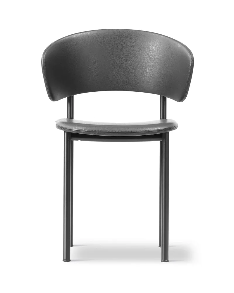 Plan Armchair van Fredericia in Leather Omni 301, Black, Black – productfoto 4 van 4