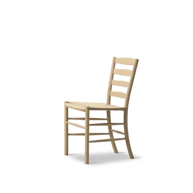 Klint Chair by Fredericia in Natural paper cord, Oak soap, FSC Mix 70% – product photo 1 of 4