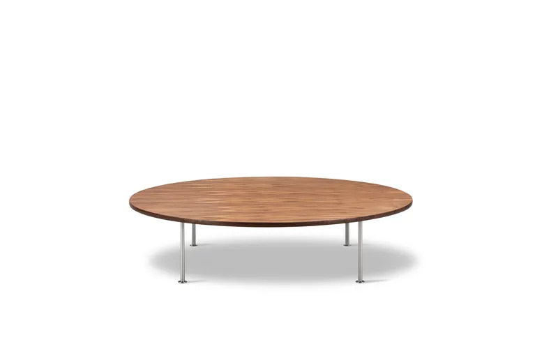 Wegner Ox Table Ø150 de Fredericia en Walnut oil, Brushed stainless steel, 35 cm – photo du produit 2 sur 2