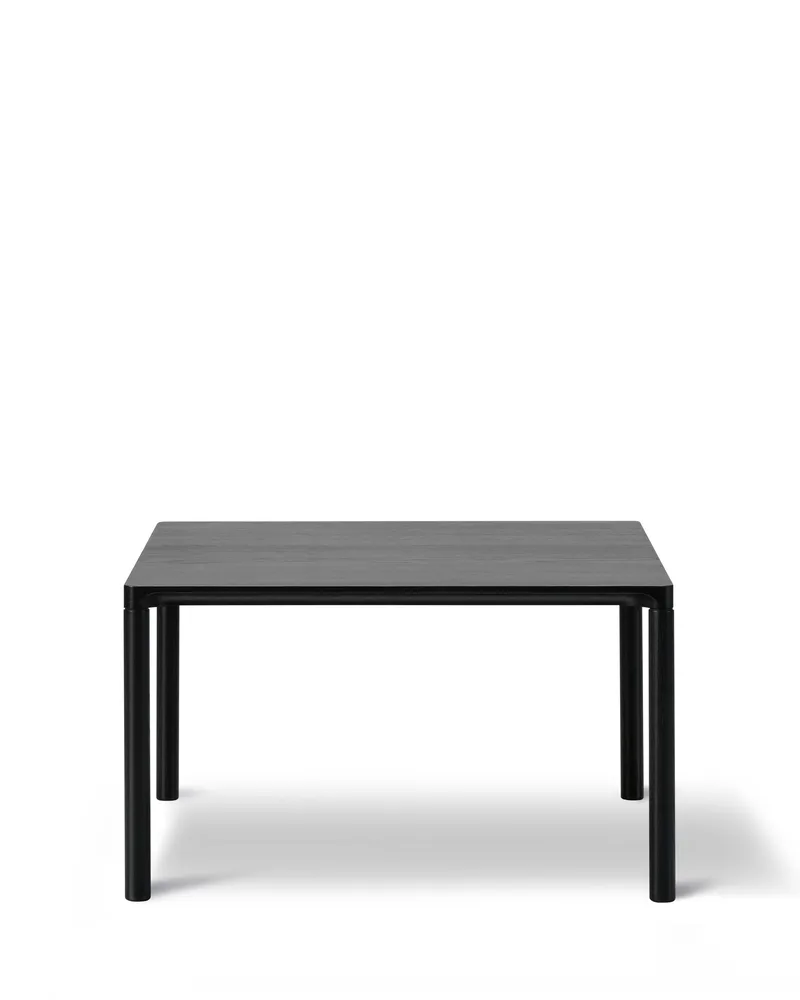 Piloti Wood, 63x63 cm de Fredericia en Oak black lacquer, FSC Mix 70%, 35 cm – photo du produit 2 sur 2