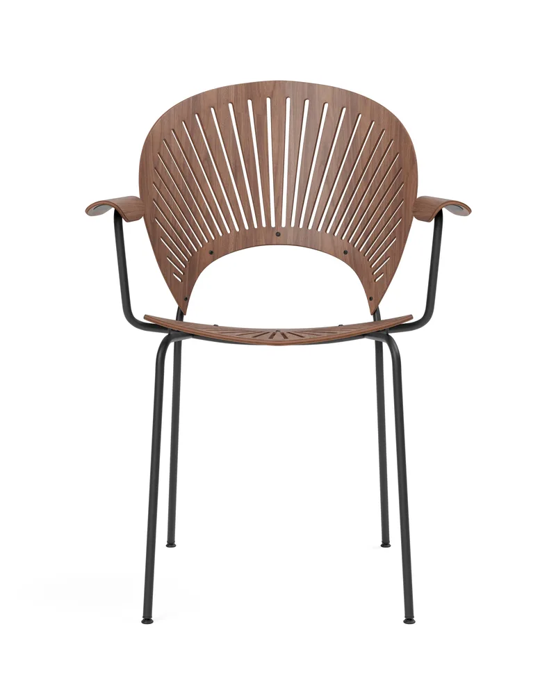 Trinidad Armchair by Fredericia in Walnut lacquer, FSC Mix 70%, Black, smooth – product photo 4 of 4