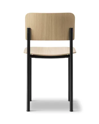 Plan Chair by Fredericia in Oak lacquer, FSC Mix 70%, Black – product photo 6 of 8