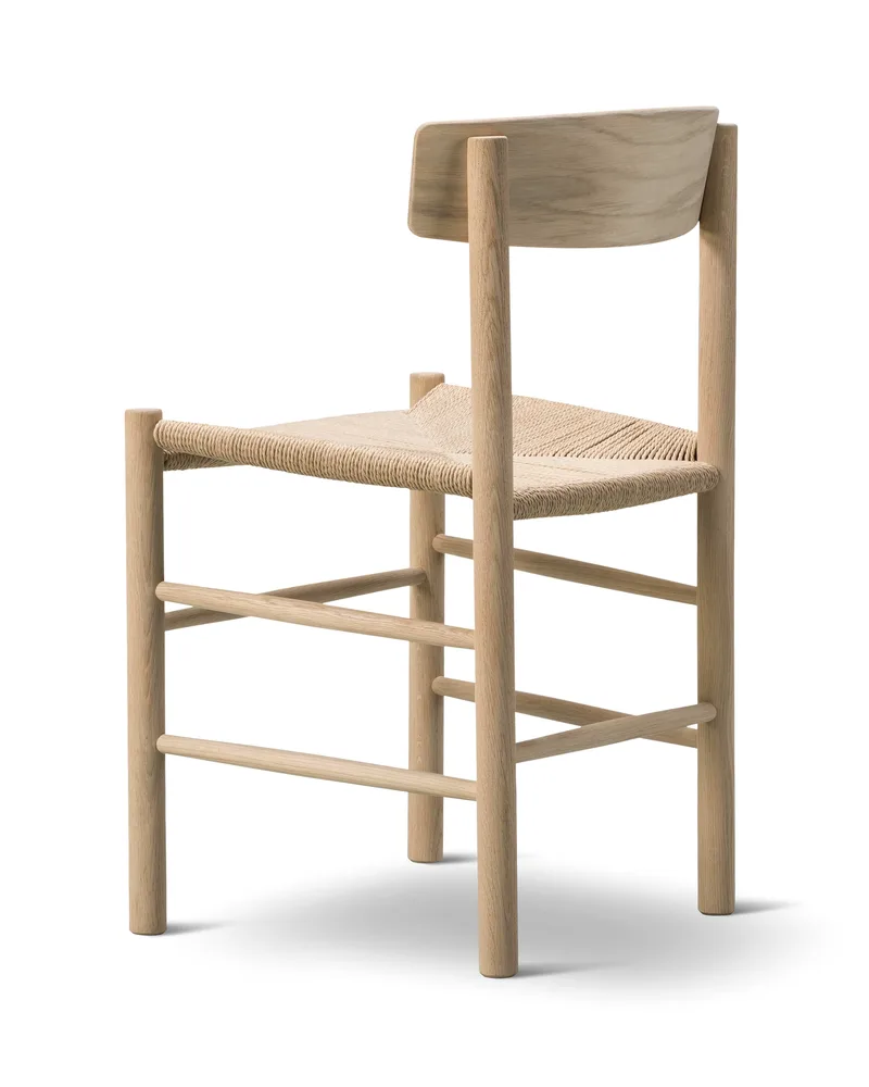 J39 Mogensen Chair by Fredericia in Natural paper cord, Oak soap, FSC Mix 70% – product photo 3 of 7