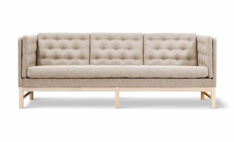 EJ315 Sofa, 3 seater, 210 cm by Fredericia in Hallingdal 200, Oak soap treated – product photo