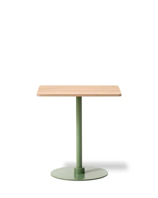 Plan Column Table 60x70 cm van Fredericia in Oak light oil, FSC Mix 70%, Modernist green, 73 cm – productfoto 2 van 2