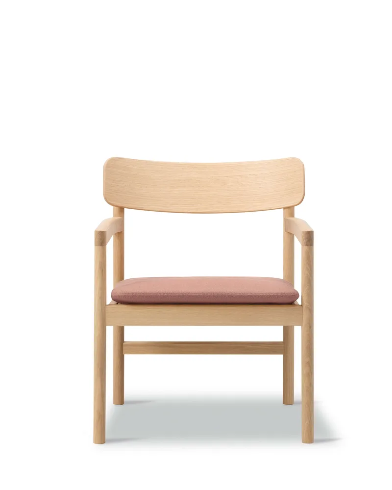 Post Lounge Chair von Fredericia in Vidar 633, Oak light oil, FSC Mix 70%, With natural webbing – Produktfoto 4 von 4