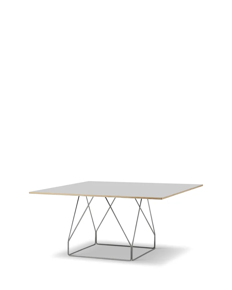 JG Table, 140x140 cm de Fredericia en Grey linoleum / Vapour 4177, Brushed stainless steel, Natural ash – photo du produit 1 sur 2