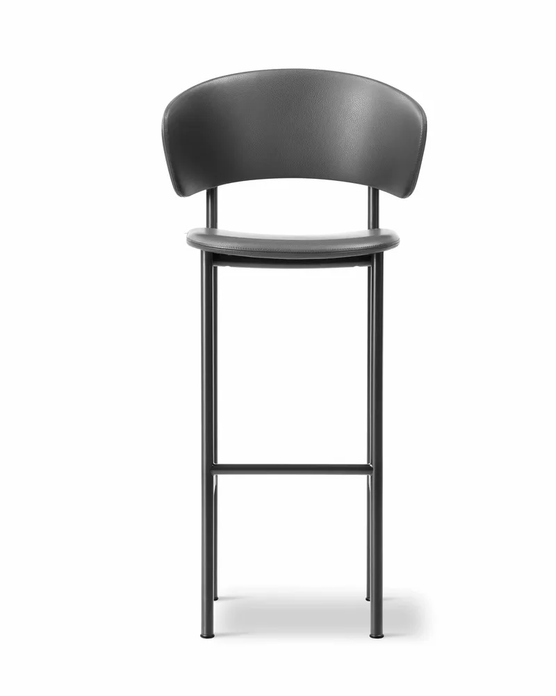 Plan Arm Barstool von Fredericia in Leather Omni 301, Black, Black, Sh 78 cm – Produktfoto 4 von 4