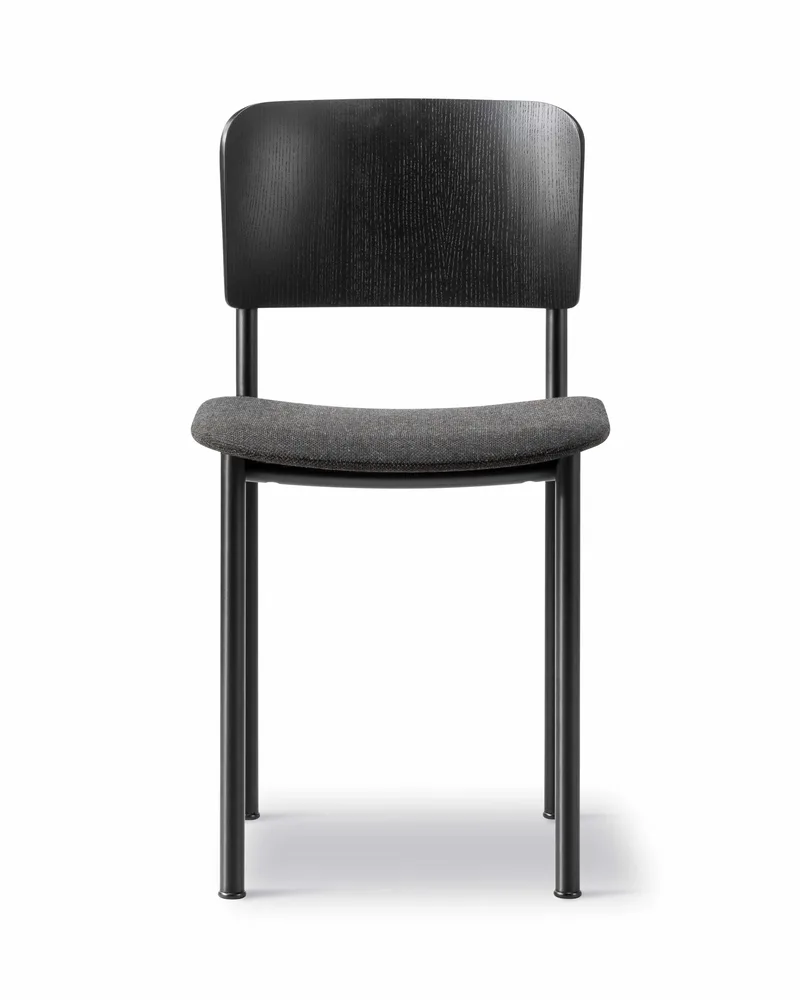 Plan Chair Seat Upholstered by Fredericia in Re-Wool 198, Black ash, FSC Mix 70%, Black – product photo 4 of 4