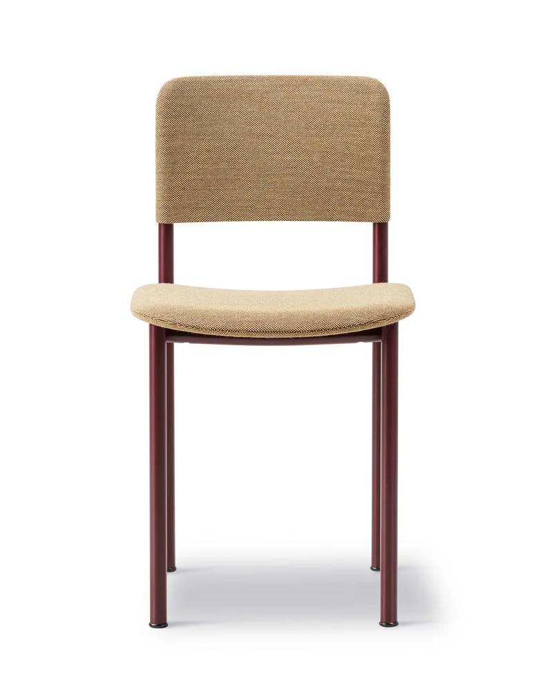 Plan Chair Fully Upholstered von Fredericia in Steelcut Quartet 554, Bordeaux – Produktfoto 4 von 4