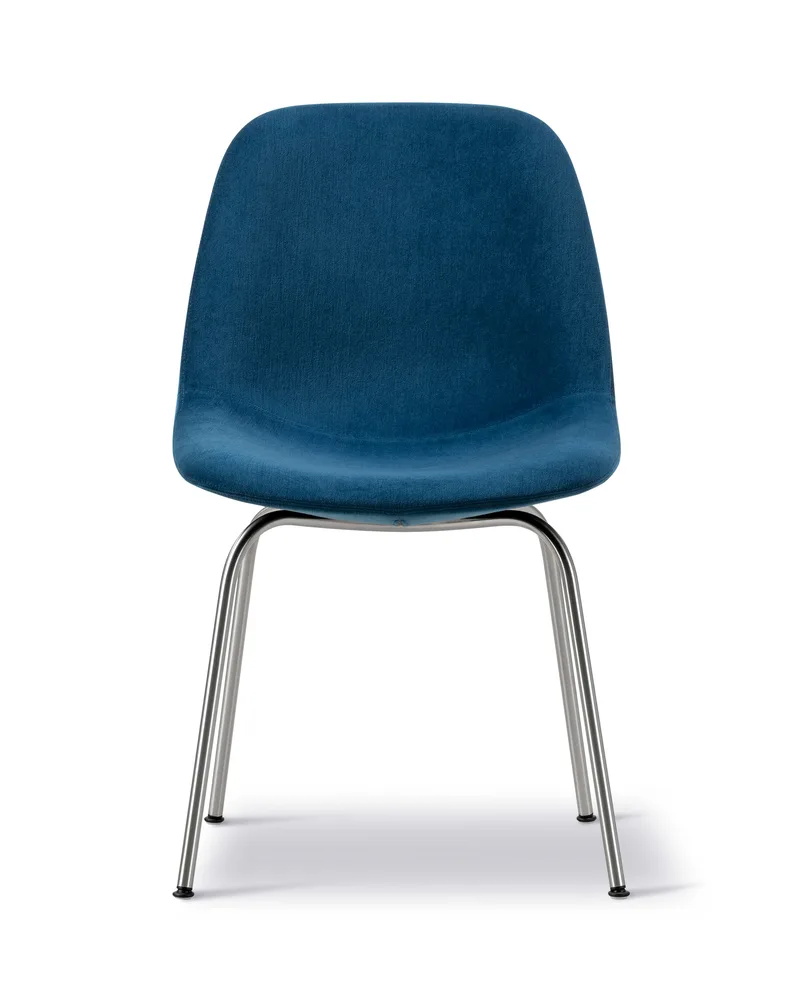 Eyes 4 Leg Chair von Fredericia in Gentle 873, Brushed stainless steel – Produktfoto