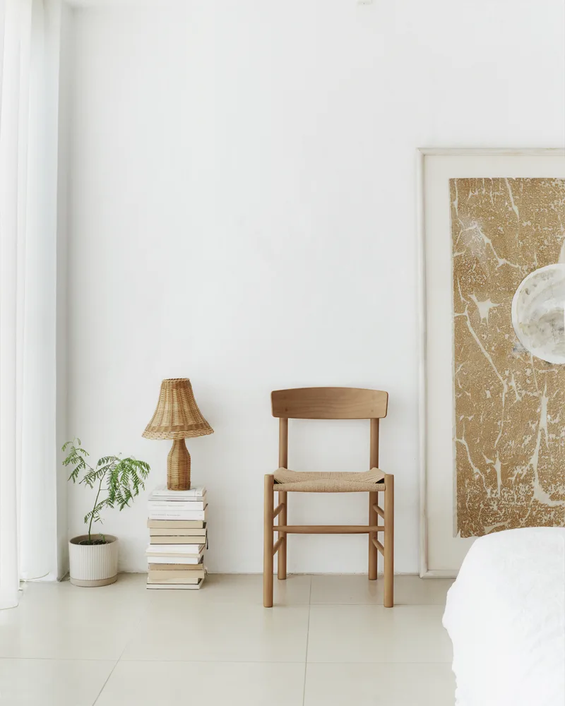 J39 Mogensen Chair van Fredericia in Natural paper cord, Beech vintage lacquer, FSC Mix 70% – sfeerfoto 1 van 8