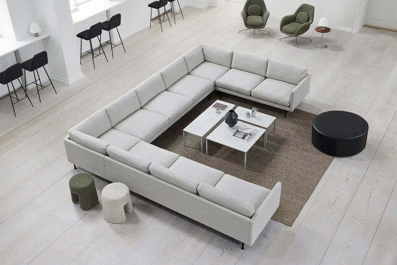 Piloti Alu, 75x75 cm van Fredericia in White Carrara, Brushed aluminium, 41 cm – sfeerfoto 2 van 4