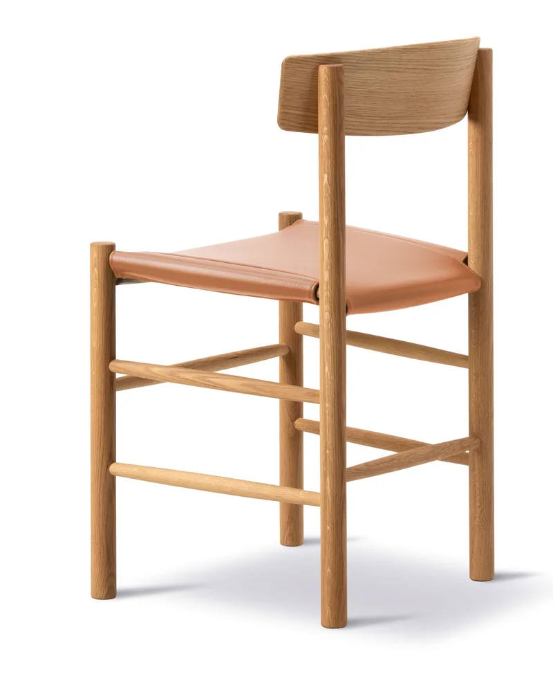 J39 Mogensen Chair Seat Upholstered van Fredericia in Leather Omni 307, Cognac, Oak oil, FSC Mix 70% – productfoto 3 van 4