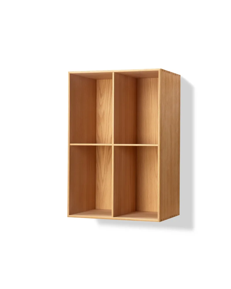 MK67 Bookcase by Fredericia in Oak oil – product photo 3 of 4