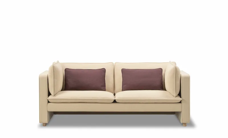 Jota Sofa, 2 seater, 185 cm by Fredericia in Vidar 323, Oak light oil, FSC Mix 70%, Arm cushions included – product photo 4 of 6