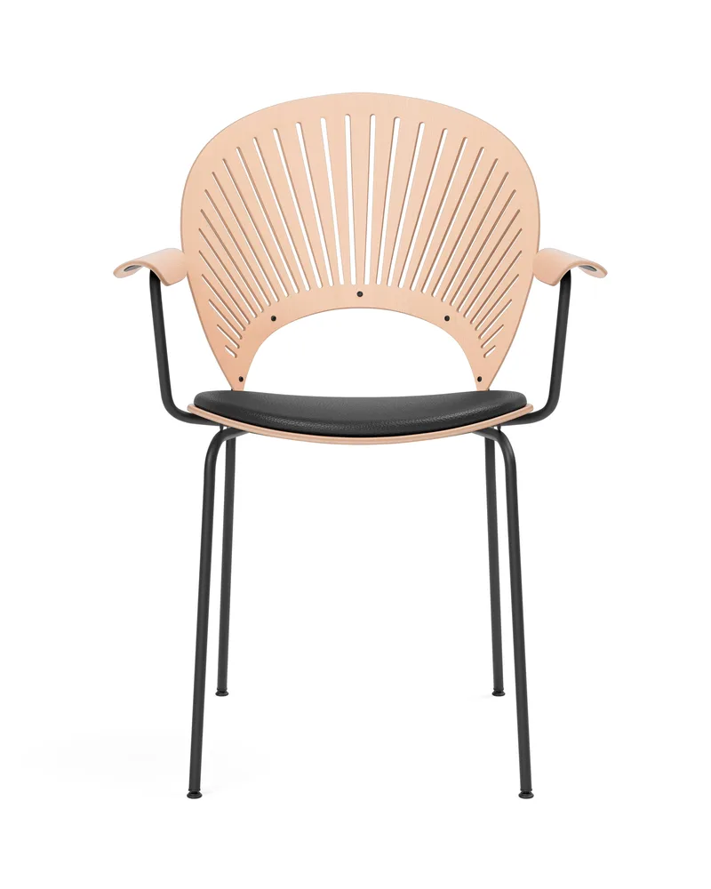 Trinidad Armchair Seat upholstered van Fredericia in Leather Omni 301, Black, Beech, lacquer, FSC Mix 70%, Black, smooth – productfoto