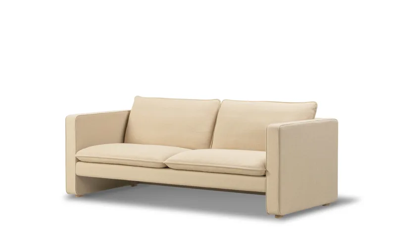 Jota Sofa, 2 seater, 185 cm by Fredericia in Vidar 323, Oak light oil, FSC Mix 70%, Arm cushions not included – product photo 1 of 4