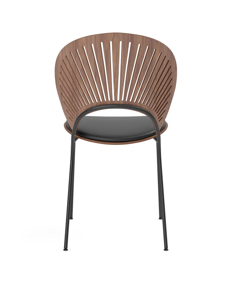 Trinidad Chair Seat upholstered de Fredericia en Leather Omni 301, Black, Walnut lacquer, FSC Mix 70%, Black, smooth – photo du produit 2 sur 4