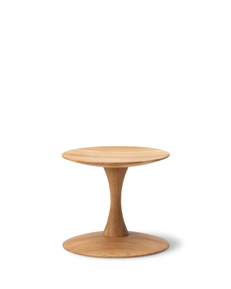 ND102 Trisse Stool by Fredericia in Oak oil, FSC Mix 70% – product photo