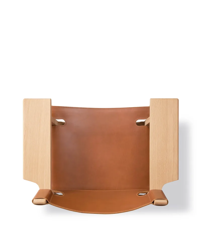 The Spanish Chair by Fredericia in Leather, cognac, Oak light oil, FSC Mix 70% – product photo 6 of 7