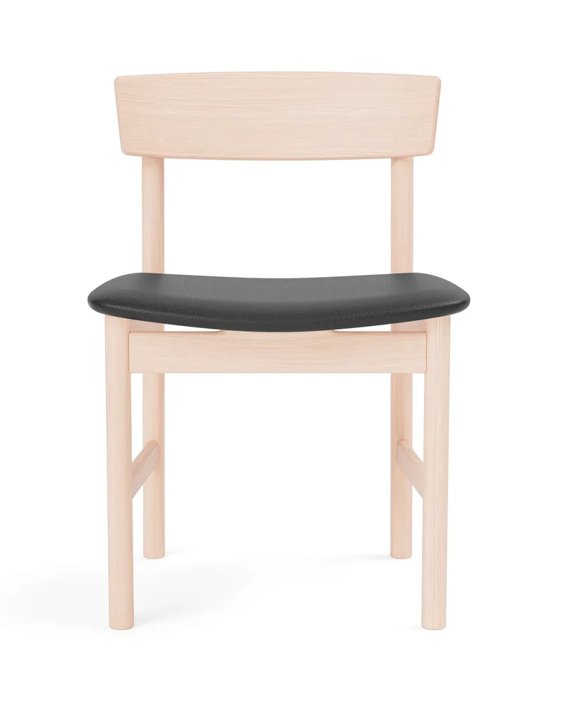 Mogensen 3236 Chair van Fredericia in Leather Omni 301, Black, Oak soap, FSC Mix 70% – productfoto