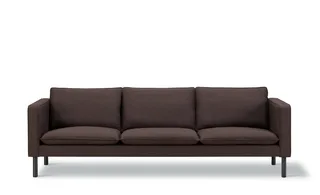 Jota Sofa on Legs, 3-pers., 231 cm von Fredericia in Technicolour 370, Oak black lacquer FSC Mix 70%, Arm cushions not included – Produktfoto 4 von 4