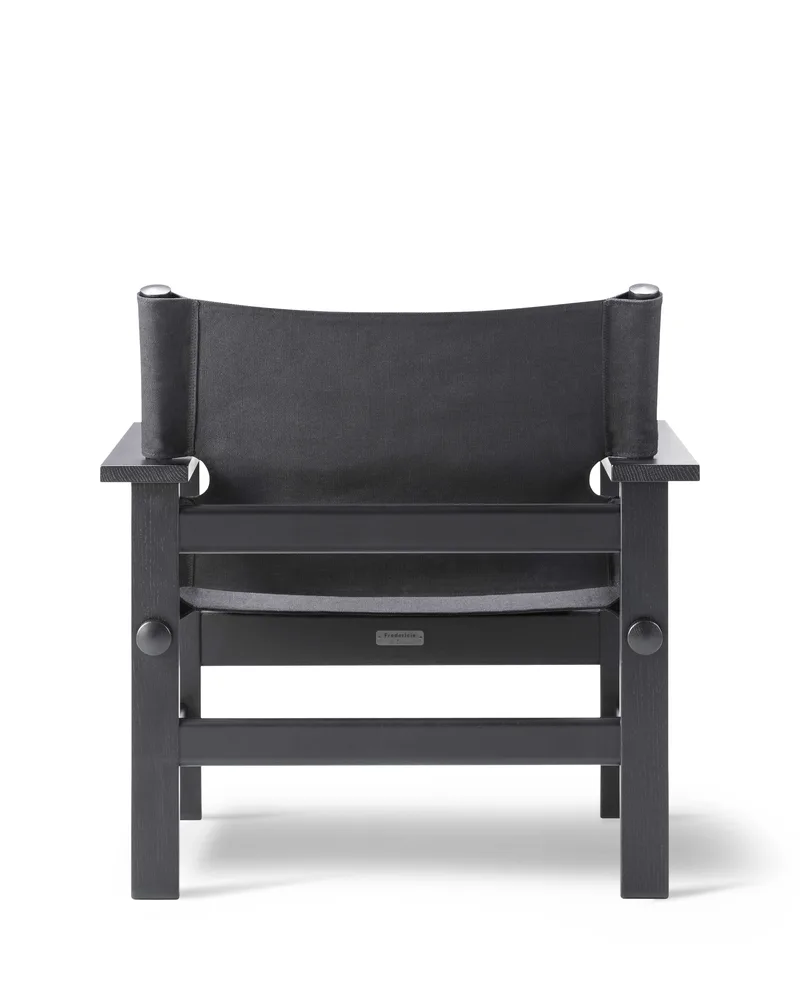 The Canvas Chair de Fredericia en Black canvas, Oak black lacquer, FSC Mix 70% – photo du produit 3 sur 6