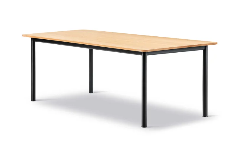 Plan Table by Fredericia in Oak veneer lacquered, FSC Mix 70%, Black, 200 × 100 cm, height 73 cm – product photo 1 of 2