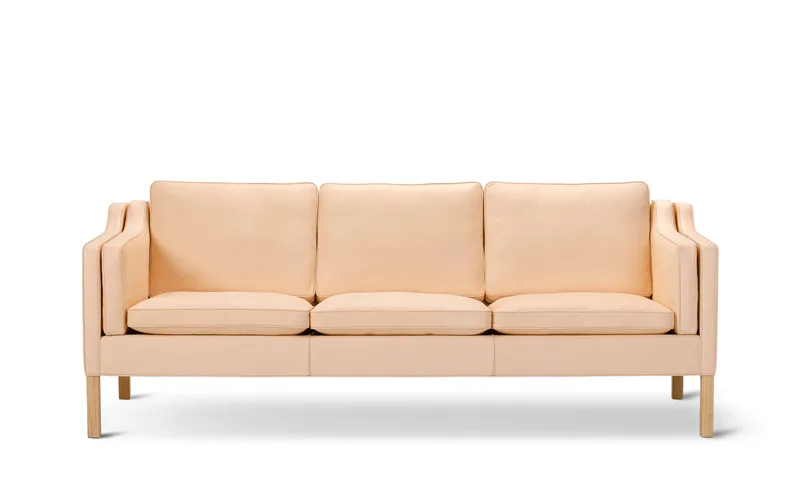 Mogensen 2213 Sofa van Fredericia in Leather Vegeta 90, Natural, Oak soap – productfoto