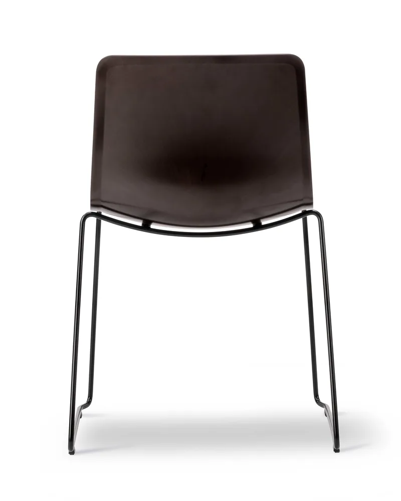 Pato Paper Sledge Chair van Fredericia in Papershell w/black screws, FSC Mix 70%, Black – productfoto 2 van 4