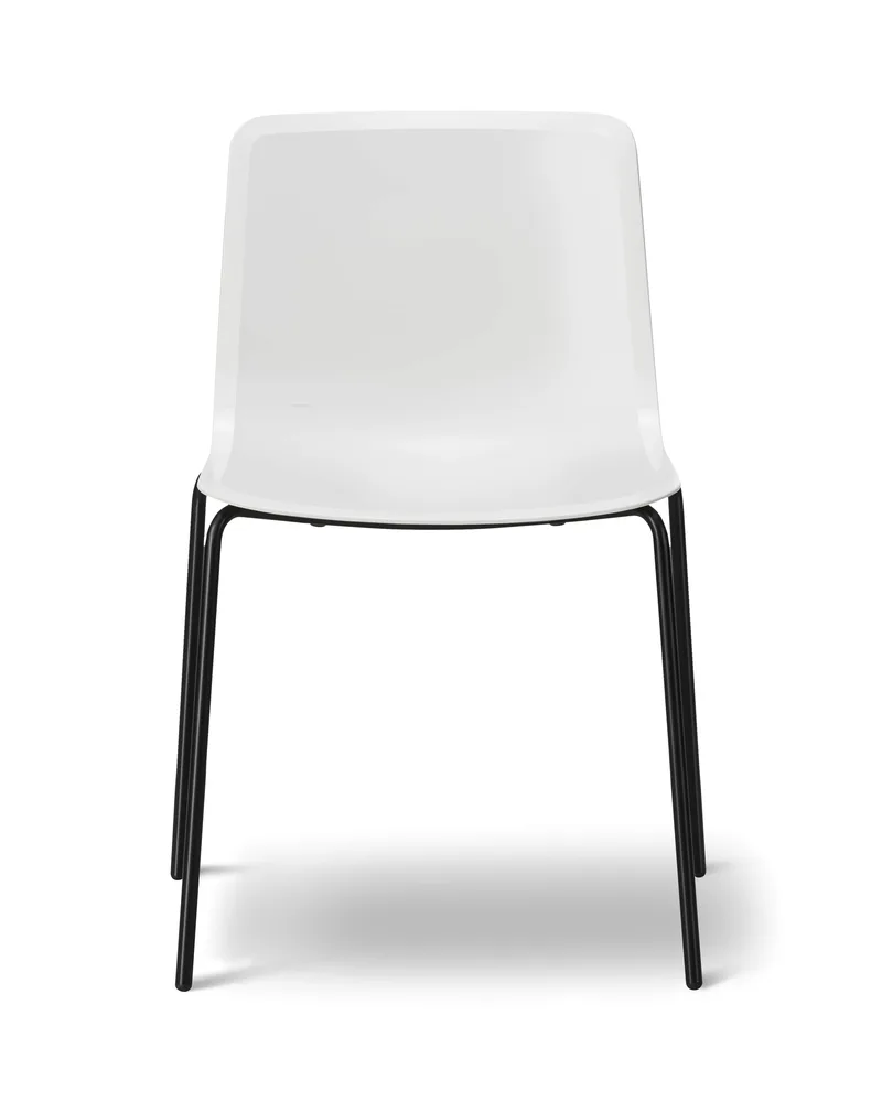 Pato 4 Leg by Fredericia in White, Black – product photo