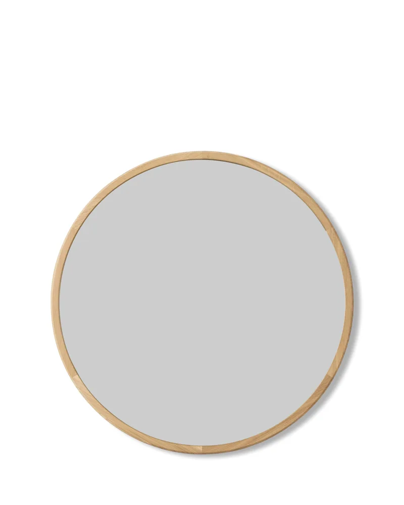Silhouette Mirror Ø100 by Fredericia in Oak light oil – product photo