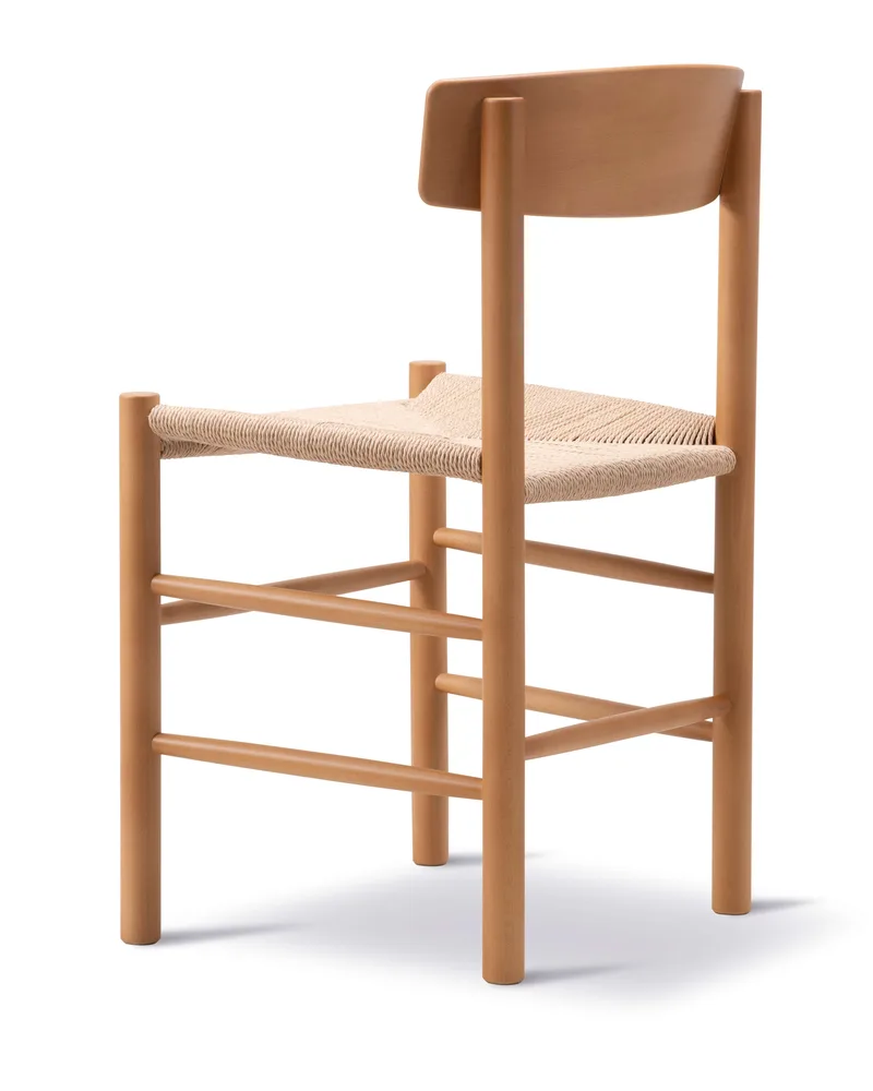 J39 Mogensen Chair van Fredericia in Natural paper cord, Beech vintage lacquer, FSC Mix 70% – productfoto 5 van 8