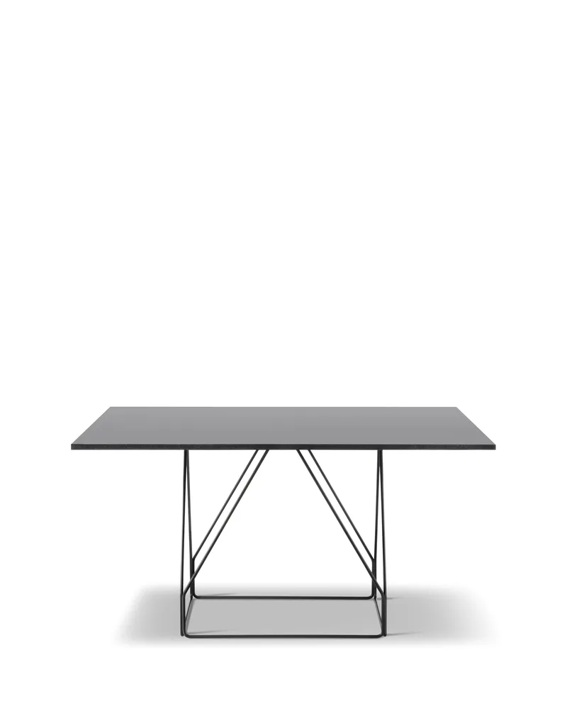 JG Table, 140x140 cm de Fredericia en Black linoleum, Black lacquer, Black oak – photo du produit 2 sur 2