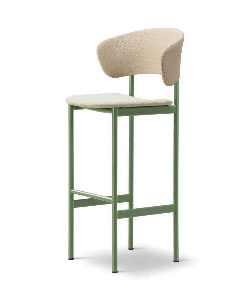 Plan Arm Barstool de Fredericia en Steelcut Quartet 924, Modernist green, Sh 78 cm – photo du produit 1 sur 4