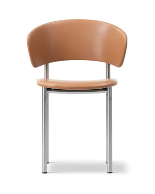 Plan Armchair van Fredericia in Leather Max 95, Cognac, Brushed steel – productfoto 4 van 4