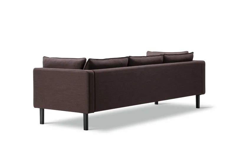 Jota Sofa on Legs, 3-pers., 231 cm von Fredericia in Technicolour 370, Oak black lacquer FSC Mix 70%, Arm cushions included – Produktfoto 3 von 4