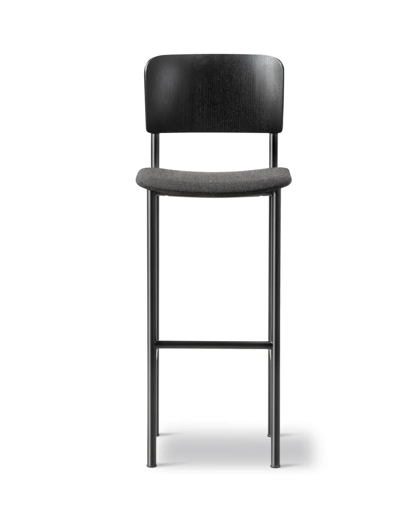 Plan Barstool Seat upholstered van Fredericia in Re-Wool 198, Black ash, FSC Mix 70%, Black, Sh 78 cm – productfoto