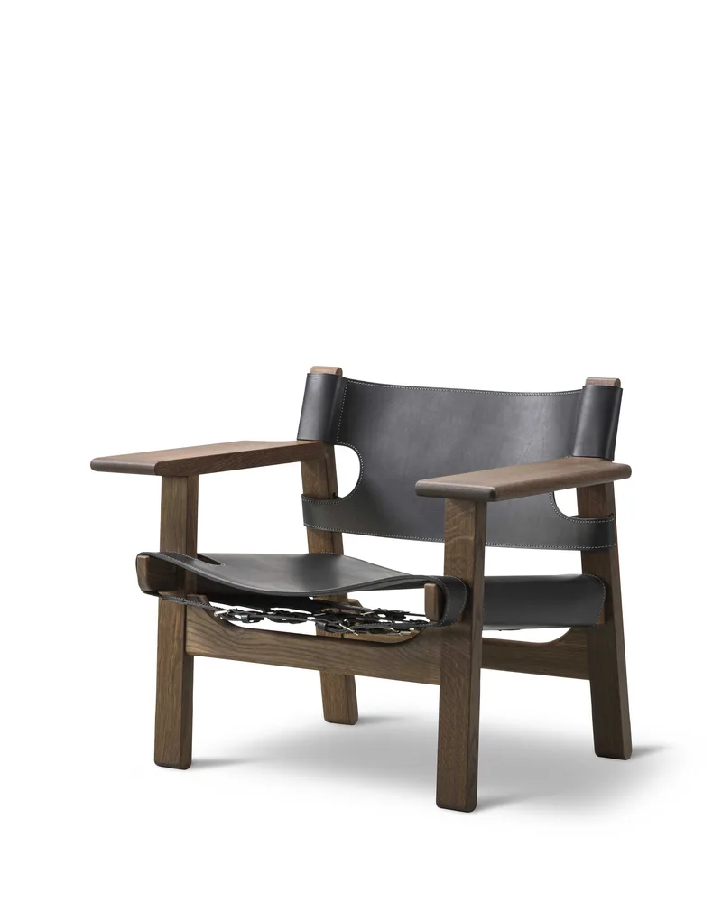 The Spanish Chair by Fredericia in Leather, black, Smoked oak, olied, FSC Mix 70% – product photo 1 of 8