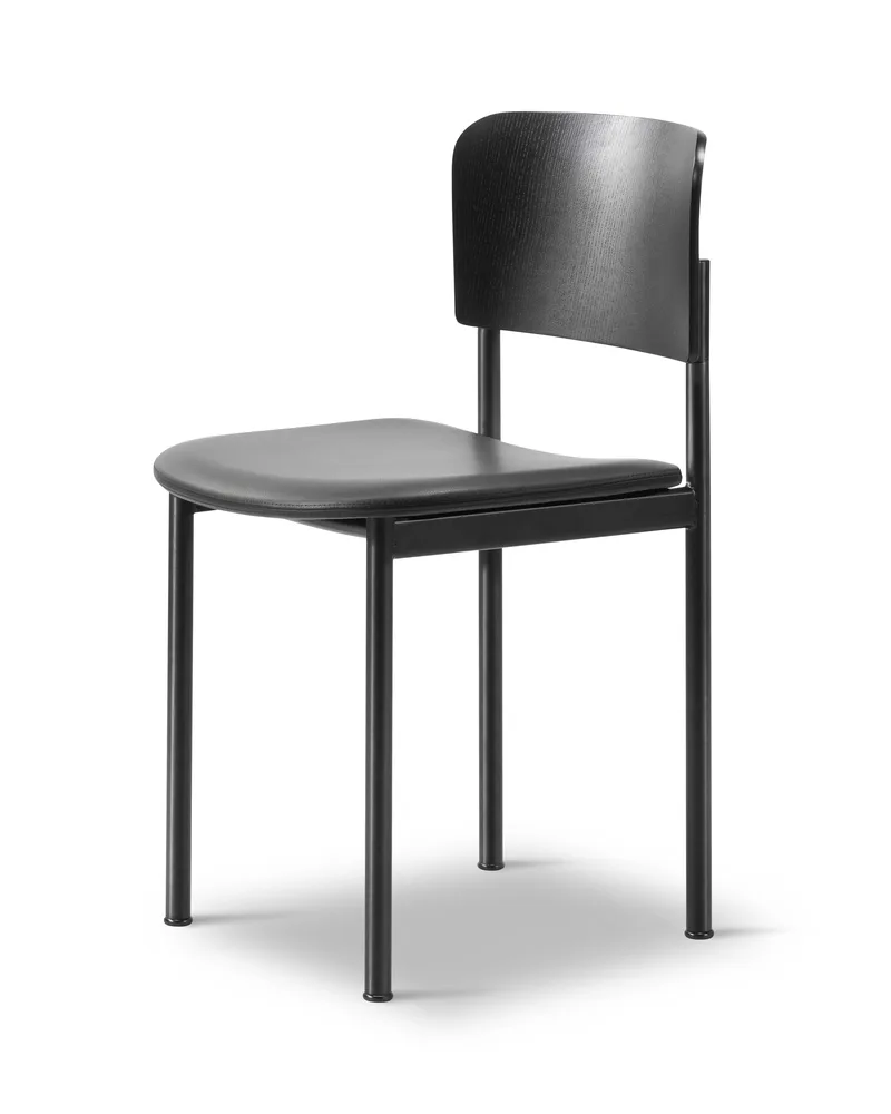 Plan Chair Seat Upholstered by Fredericia in Leather Omni 301, Black, Black ash, FSC Mix 70%, Black – product photo 1 of 4