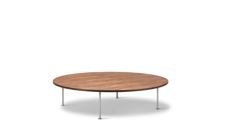 Wegner Ox Table Ø150 de Fredericia en Walnut oil, Brushed stainless steel, 35 cm – photo du produit 1 sur 2
