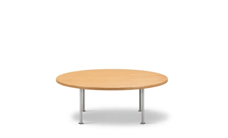 Wegner Ox Table Ø100 by Fredericia in Oak oil, FSC Mix 70%, Brushed stainless steel, 35 cm – product photo 2 of 2