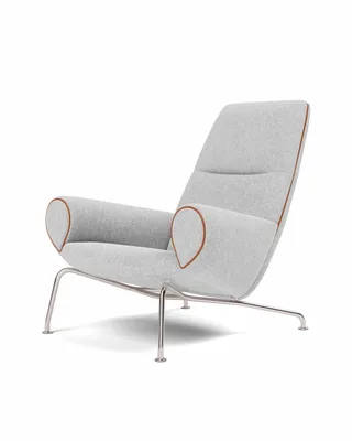Wegner Queen Chair van Fredericia in Hallingdal 116, Leather Max 95, Cognac, Brushed stainless steel – productfoto 1 van 5