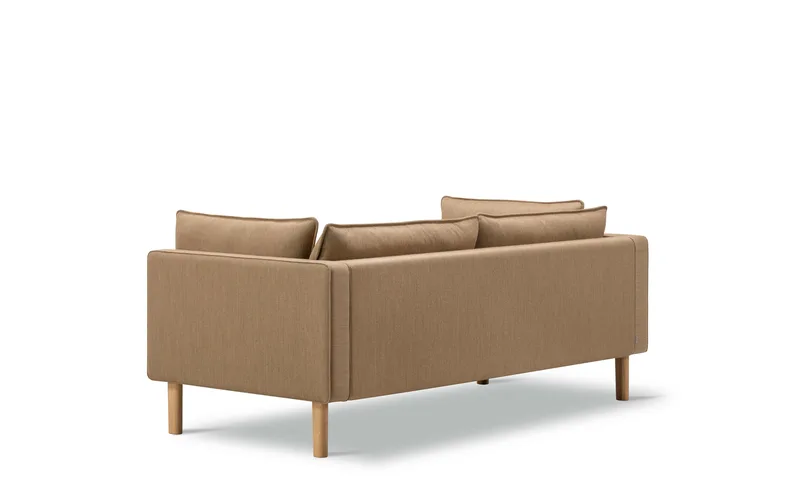 Jota Sofa on Legs, 2-pers., 185 cm by Fredericia in Mood 4104, Oak light oil, FSC Mix 70%, Arm cushions included – product photo 3 of 4
