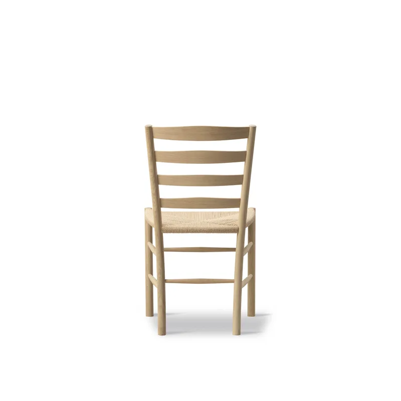 Klint Chair by Fredericia in Natural paper cord, Oak soap, FSC Mix 70% – product photo 2 of 4