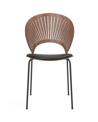 Trinidad Chair Seat upholstered de Fredericia en Leather Omni 301, Black, Walnut lacquer, FSC Mix 70%, Black, smooth – photo du produit 4 sur 4