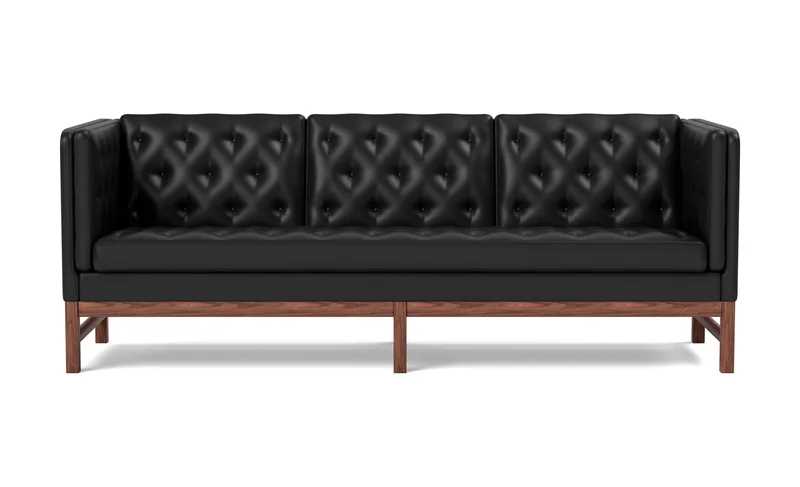 EJ315 Sofa, 3 seater, 210 cm by Fredericia in Leather Omni 301, Black, Walnut oil treated – product photo